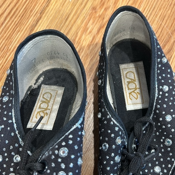 Vintage Cache bundle of 2 hand painted embellished sneakers women’s size 7 - Picture 12 of 16